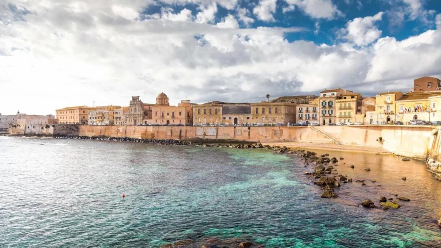 Al Blu Ortigia Apartments Сиракузы Экстерьер фото